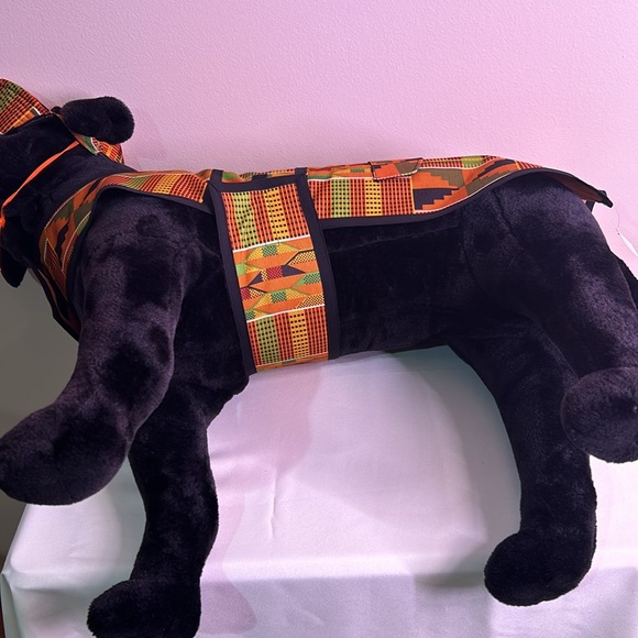 Dog Kente print outfit - Picture 3 of 6